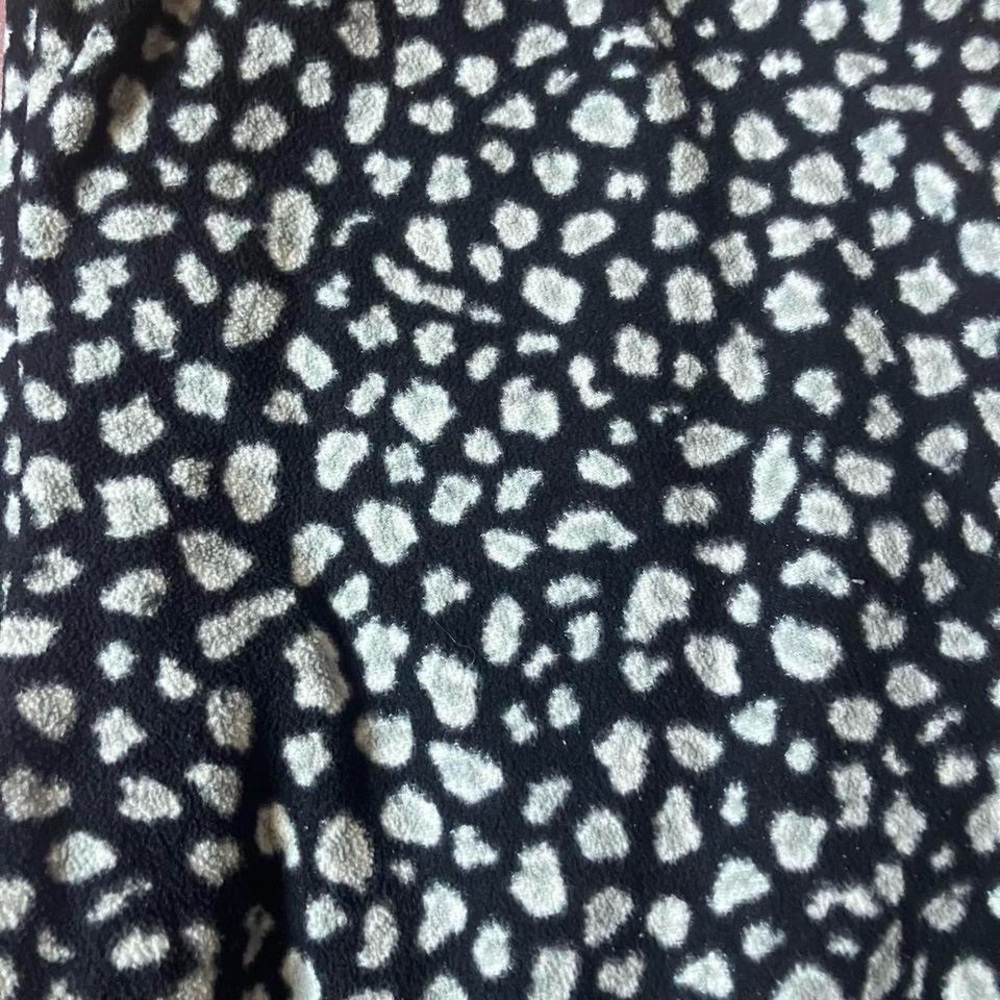 Aria Monochrome Pajama Set - Picture 7 of 8